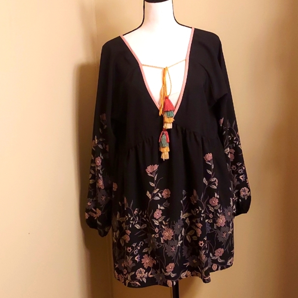 Relaxed fit tunic by Hummingbird